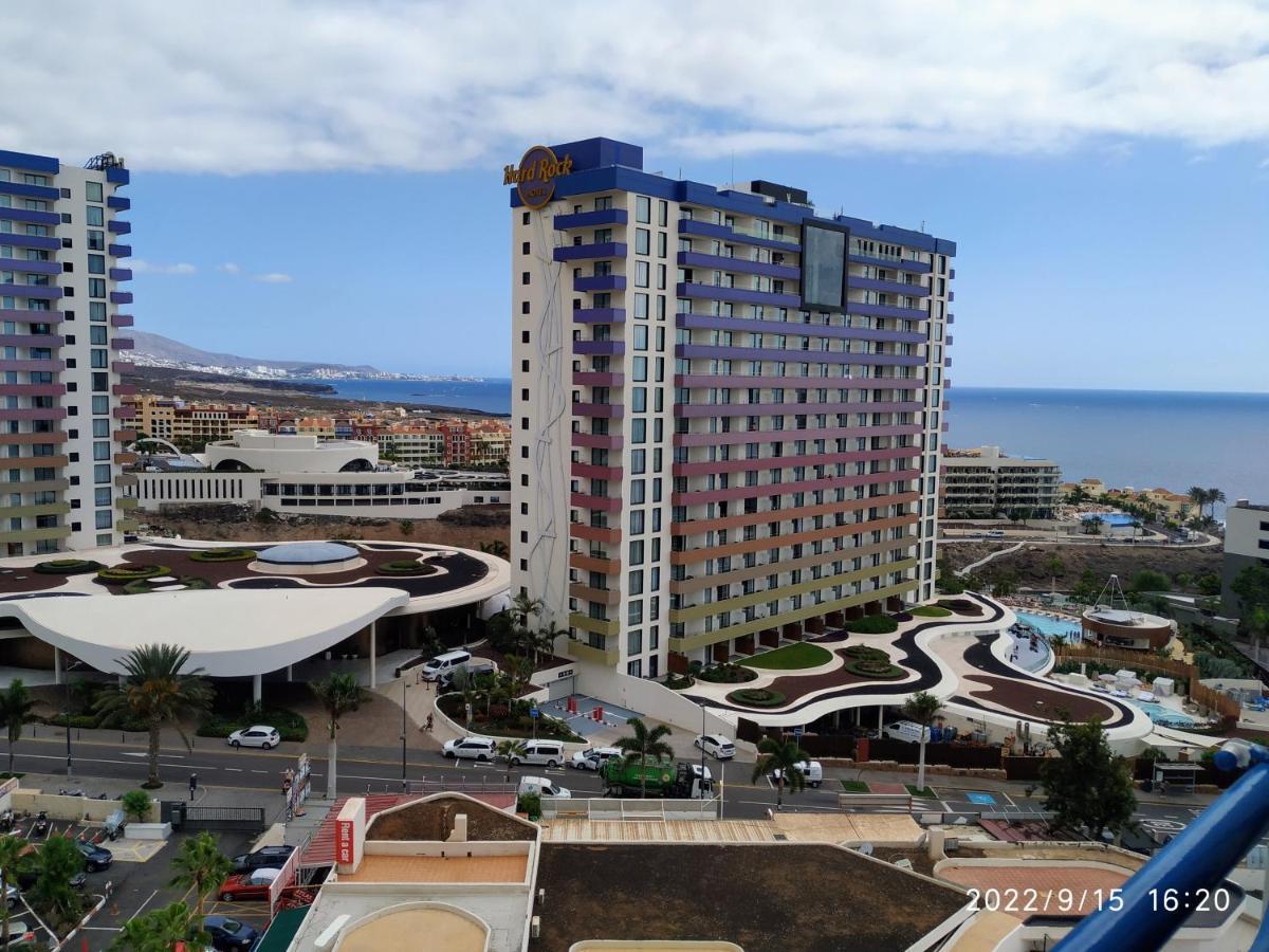 Adeje300, Playa Paraiso Exterior foto