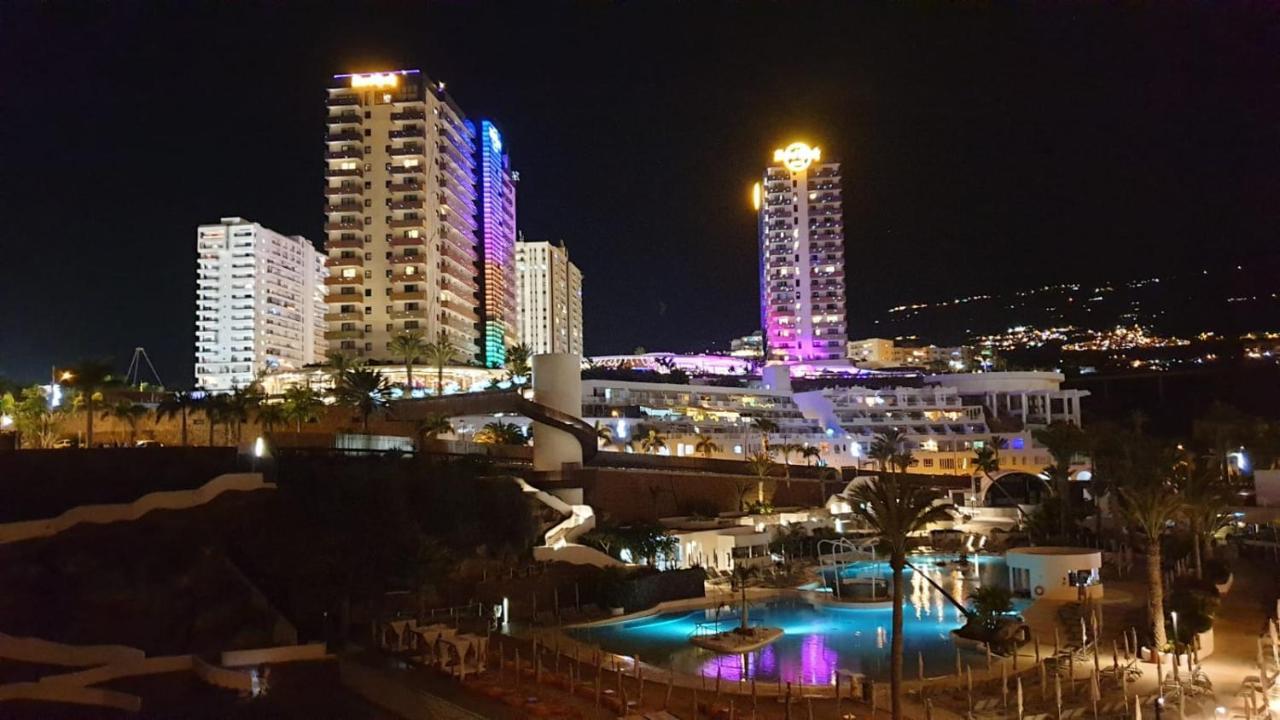 Adeje300, Playa Paraiso Exterior foto
