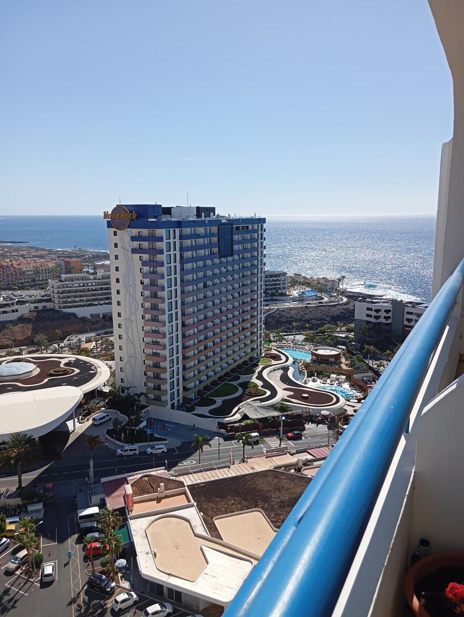 Adeje300, Playa Paraiso Exterior foto