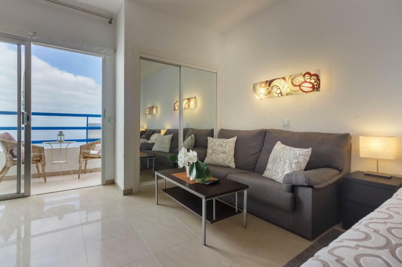 Adeje300, Playa Paraiso Exterior foto