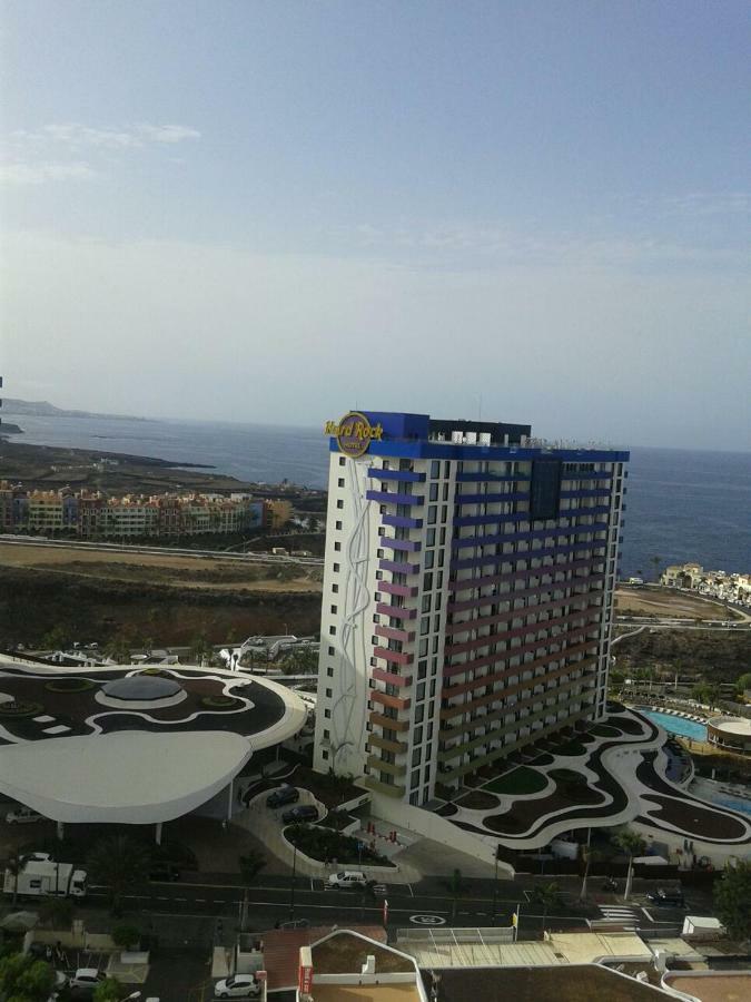 Adeje300, Playa Paraiso Exterior foto