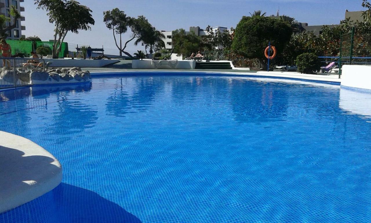 Adeje300, Playa Paraiso Exterior foto